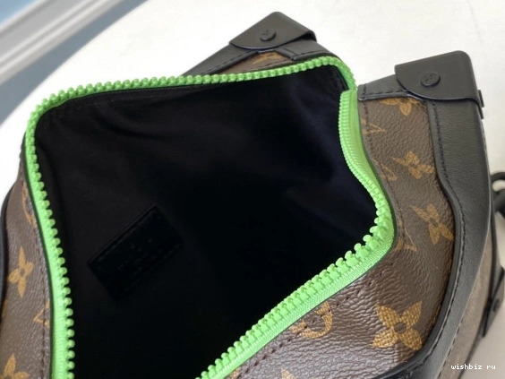 WIS TRUNK SOFT LOUIS VUITTON 1007